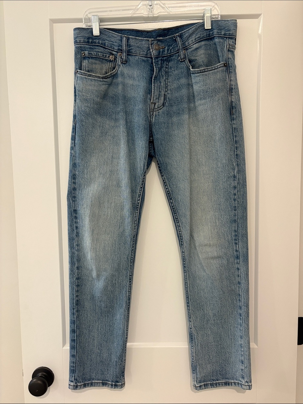 Old Navy Men’s Light Wash Straight Jeans
